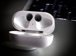 Airpods.jpg
