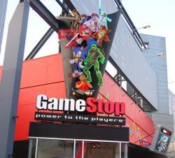 GameStop,_Universal_CityWalk_Hollywood.jpg