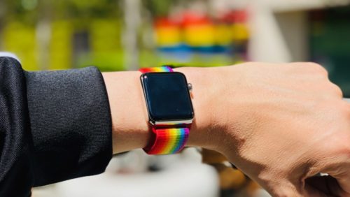 Gewinnspiel: Sport Loop Pride Edition (44mm) für Apple Watch (beendet)