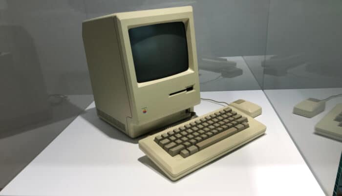 Macintosh128KHero-700x401.jpg
